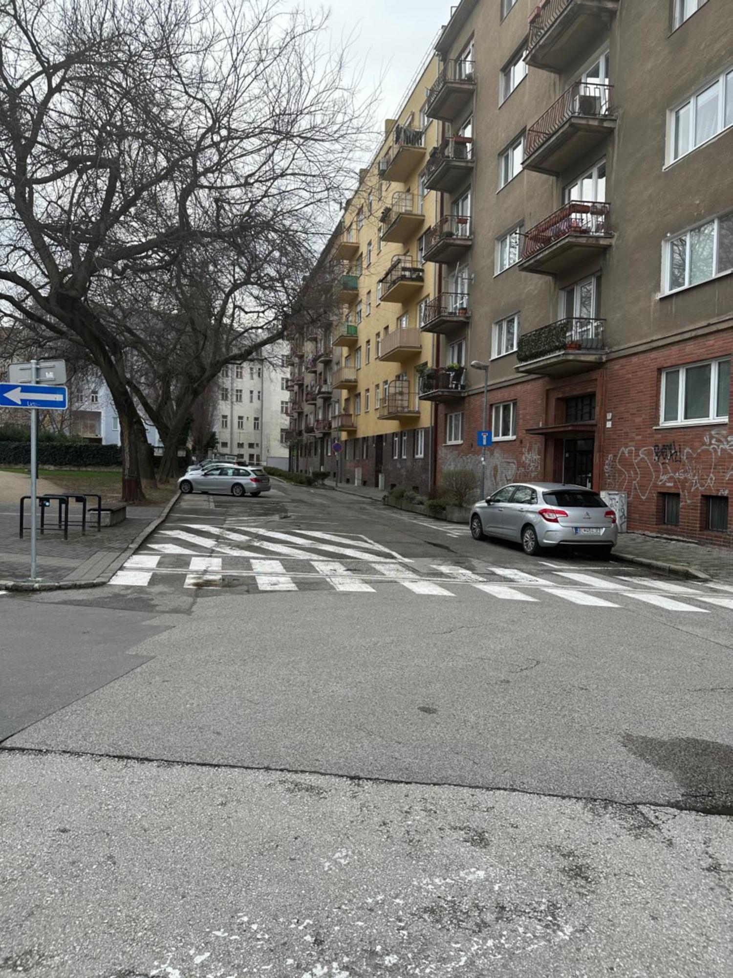 Appartamento Sunny House One Bratislava Esterno foto